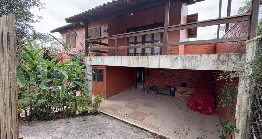 Chácara com vista para a represa em condomínio fechado em igaratá - sp