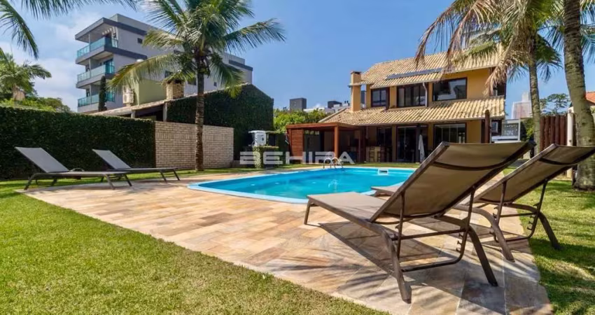 Casa piscina 12 pessoas praia mariscal  -  bombinhas