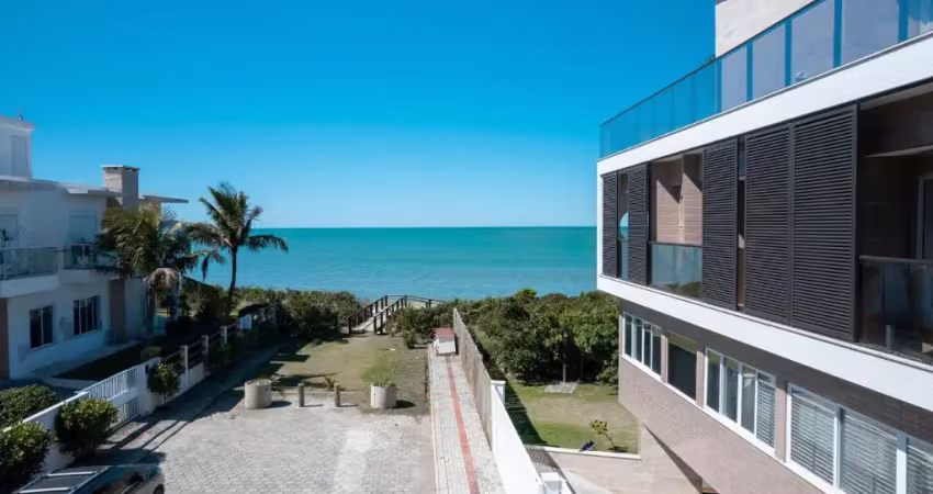 Apartamento garden beira mar 2 suítes à venda em mariscal - sc
