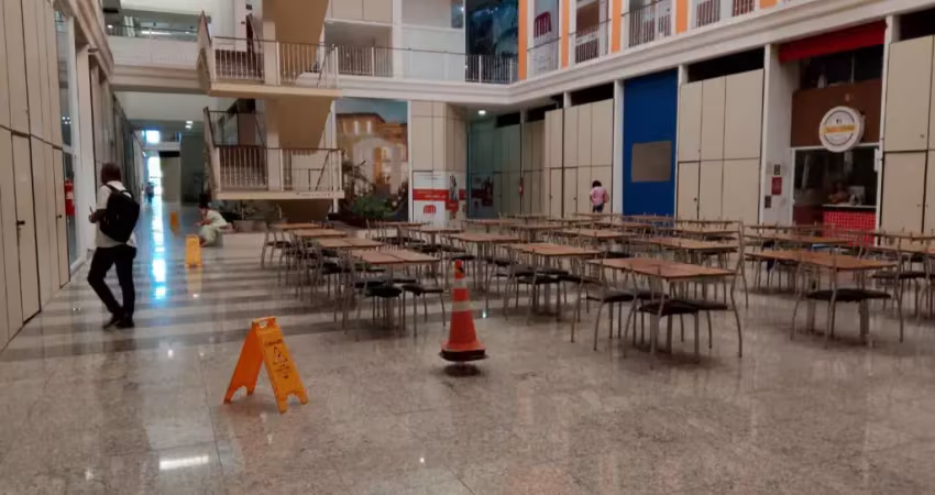 Vendo salas bem localizadas no shopping passeio norte, salas da mesma forma que foram compradas.