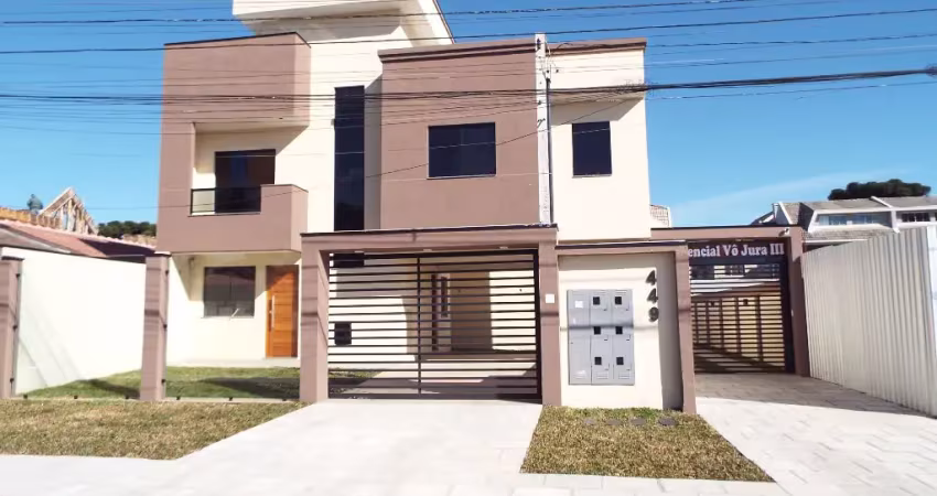 Empreendimento composto por quatro sobrados em santa felicidade.