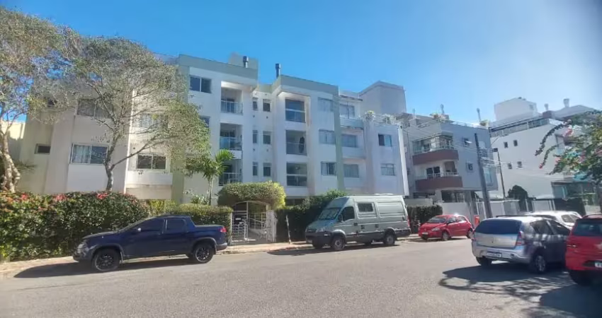Apartamento com 2 quartos no bairro rio tavares, à 300 metros da praia..