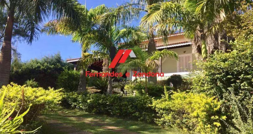 Casa térrea com piscina a venda no parque da fazenda