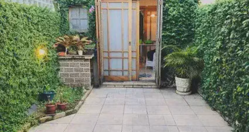 Imóvel para venda possui 140 mt2 com 3 quartos sendo 1 suite no bairro vila das jabuticabeiras - sp