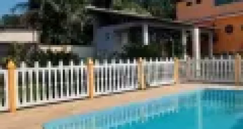 Linda casa com excelente estrutura, 4 qtos, piscina e área goumet - jardim ferma - itaboraí - rj