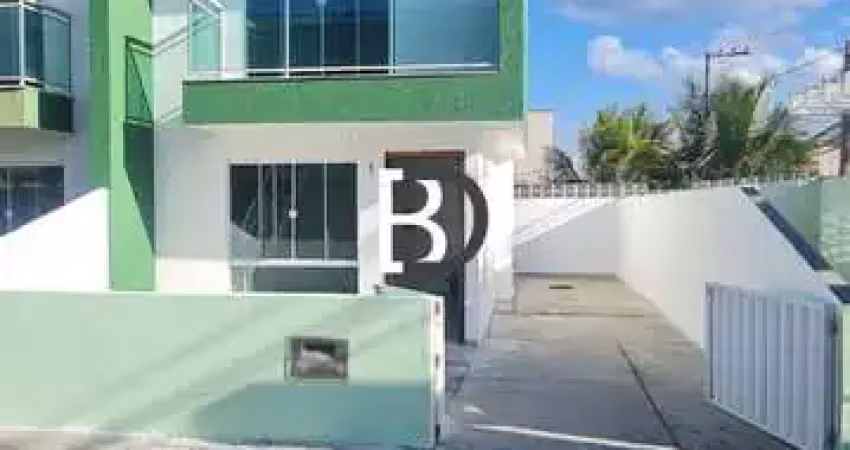 Casa com 2 quartos à venda na Rua Duque de Caxias, 10, Chácara Mariléa, Rio das Ostras