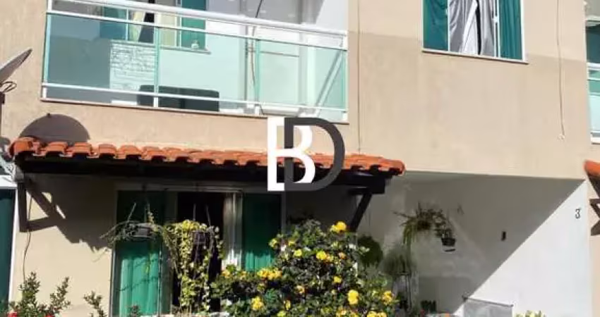Casa com 3 quartos à venda na Rua Mato Grosso, 15, Extensão do Bosque, Rio das Ostras