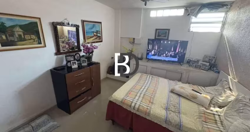Casa com 2 quartos à venda na Rua Rua Camil Tanos, 19, Praia Campista, Macaé