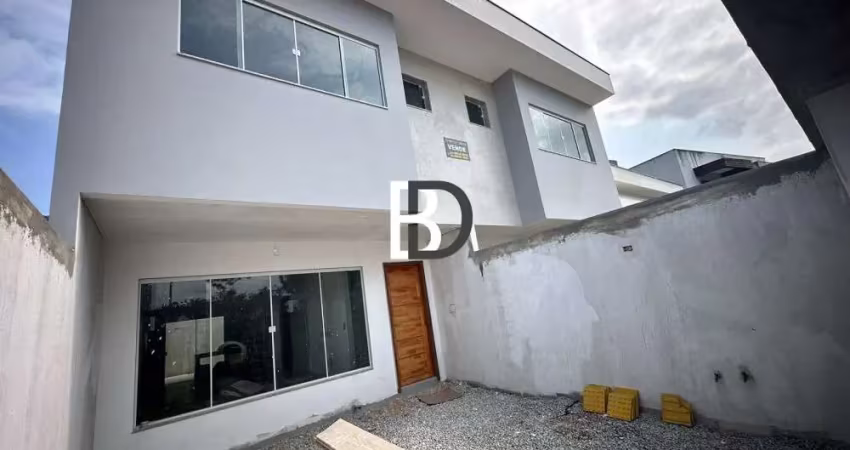 Casa com 3 quartos à venda na Rua Yolanda Cardoso, 10, Vale das Palmeiras, Macaé