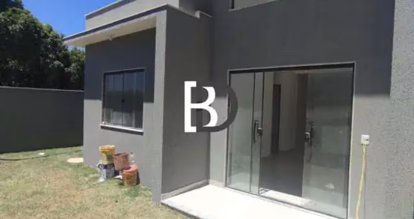 Casa com 2 quartos à venda na Rua Avenida dos Bandeirantes, 10, Terra Firme, Rio das Ostras