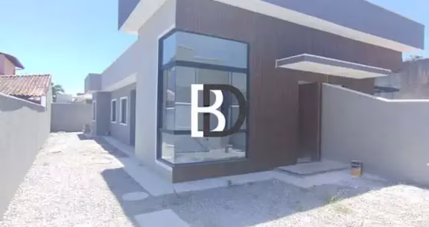 Casa com 3 quartos à venda na Rua Aurélio Buarque de Holanda, 10, Enseada das Gaivotas, Rio das Ostras
