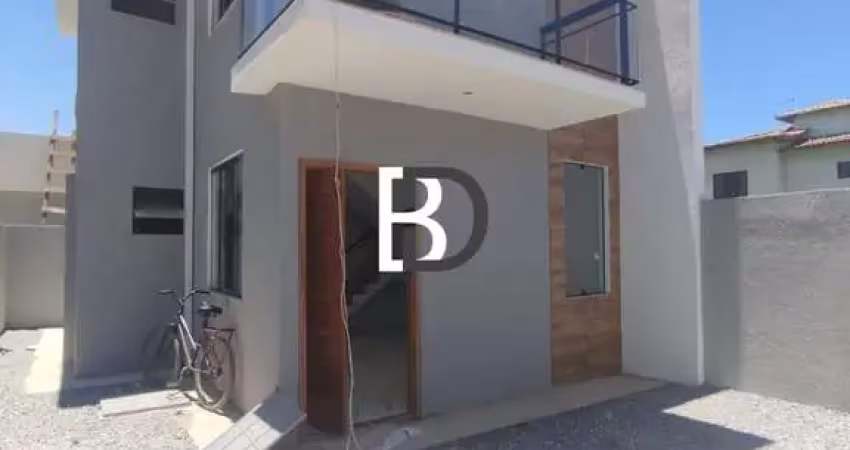 Casa com 2 quartos à venda na Avenida dos Bandeirantes, 20, Verdes Mares, Rio das Ostras