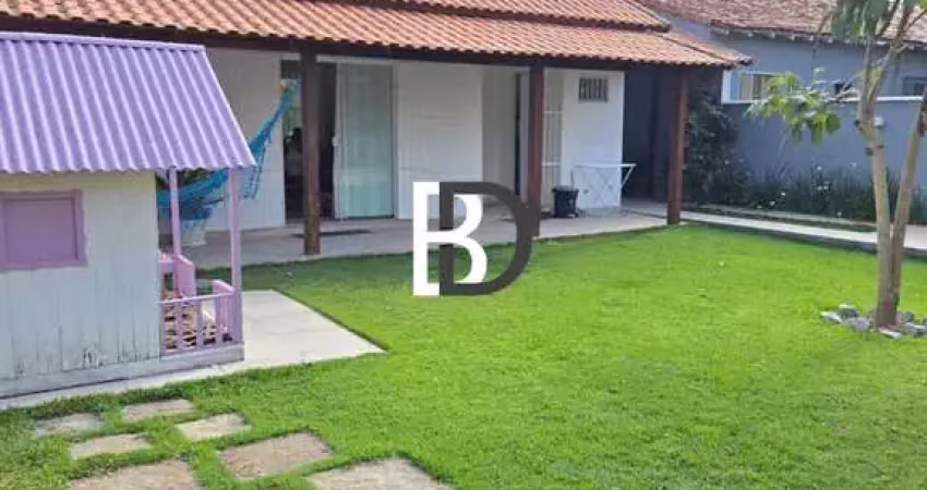 Casa com 2 quartos à venda na Avenida dos Bandeirantes, 10, Ouro Verde, Rio das Ostras