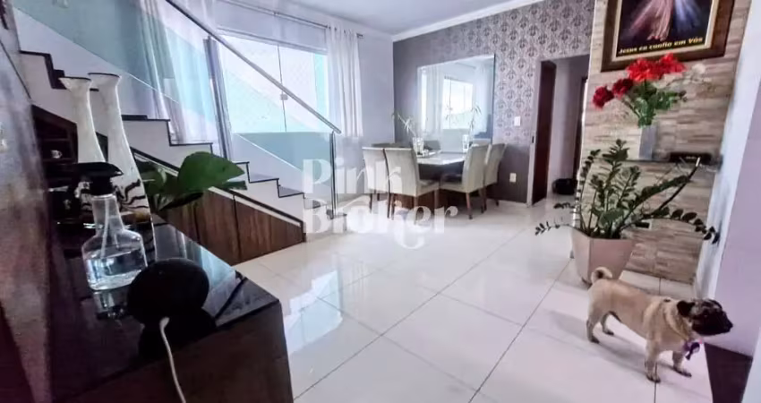 Cobertura à venda de 3 quartos, 2 vagas de garagem e elevador - bairro: cabral, mg.