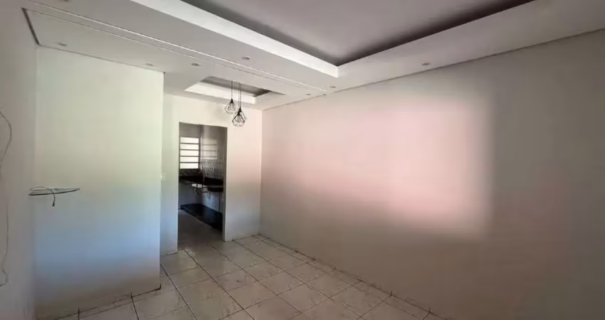 Seu novo lar: casa 2 quartos em condomínio no bairro estação