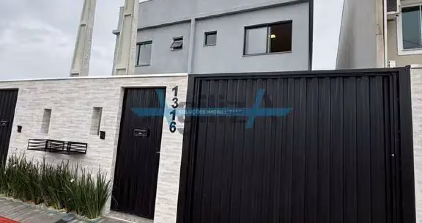 Casa com 2 quartos à venda na Rua Moscou, Santa Regina, Camboriú