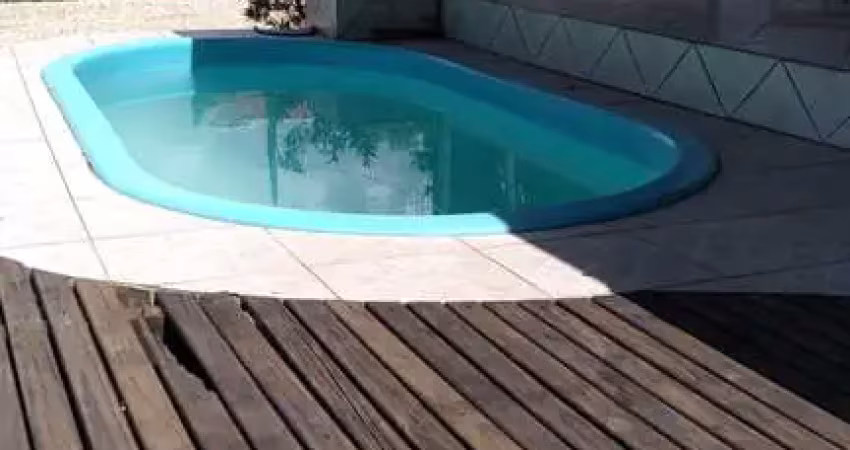 Casa com 5 quartos à venda no Centro, Penha 