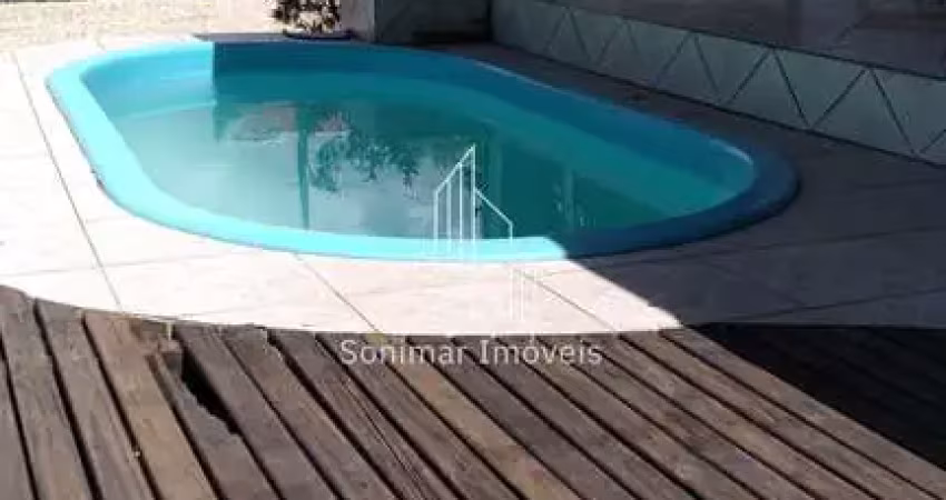 Casa com 5 quartos à venda no Centro, Penha 