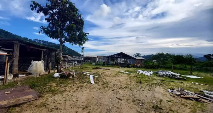 Terreno à venda no Santa Lídia, Penha 