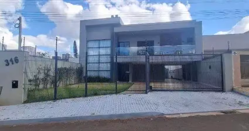Casa de alto padrao com 3 dormitorios e piscina em jardim portal da flores, arapongas