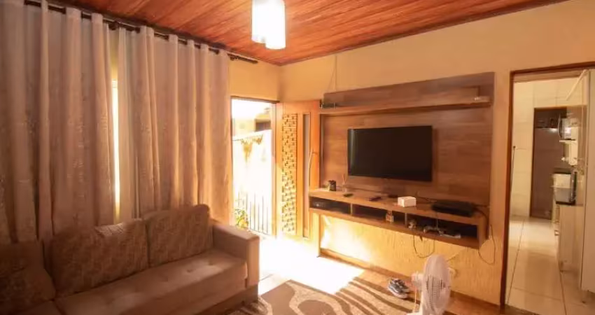 Imperdível casa à venda em são paulo-sp, jardim japão! 4 quartos, 1 suíte, 2 salas, 3 banheiros, 2 vagas de garagem, 270m².
