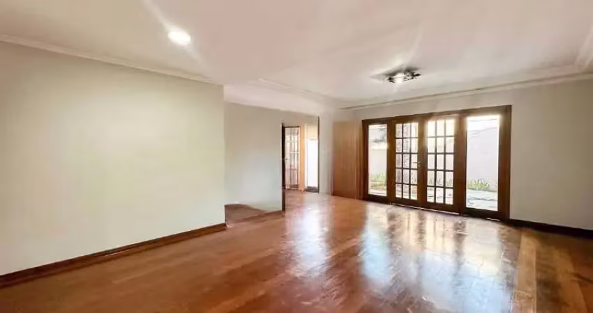 Imperdível casa à venda na vila paiva - 3 quartos, 3 suítes, 2 salas, 5 banheiros, 5 vagas de garagem e 200m² de área - são paulo-sp!