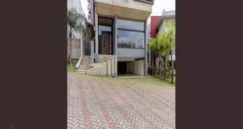 Casa de condomínio à venda com 480m², 4 quartos e 8 vagas