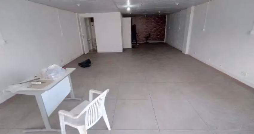 Sala 70m² - 2 banheiros - frente - centro de duque de caxias