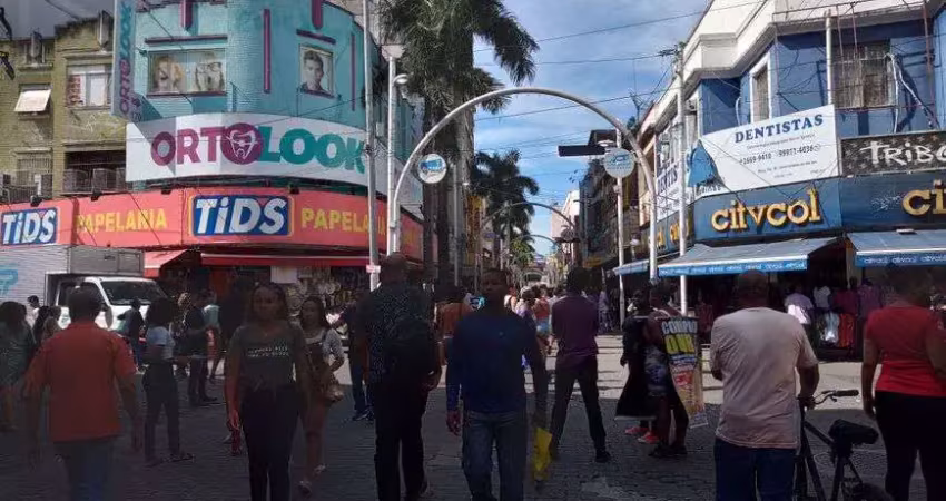 Passo ponto comercial - 160m² - calçadão nilo peçanha - centro de nova iguaçu - rj