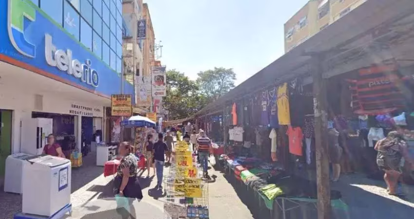 Sala comercial à venda na Avenida Cônego de Vasconcelos, Bangu, Rio de Janeiro