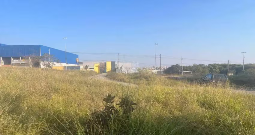 Terreno à venda na Zona Industrial, Sorocaba 