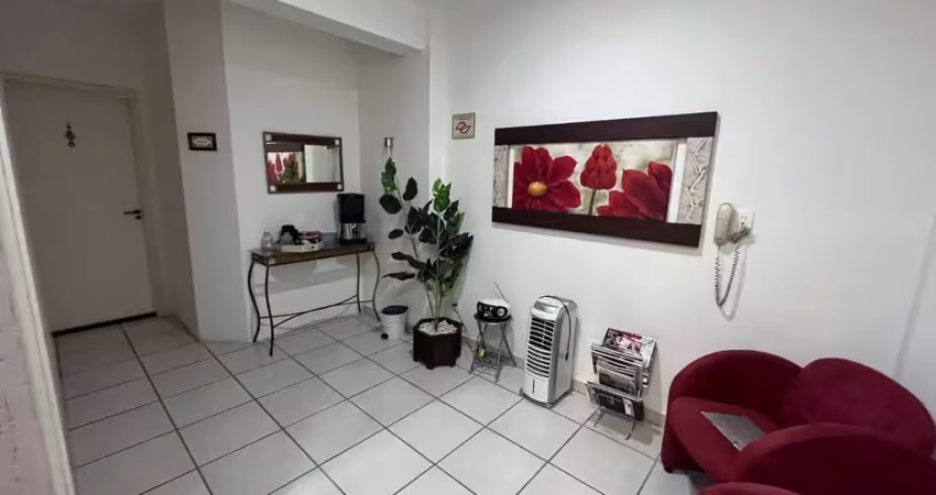 Casa comercial com 2 salas para alugar no Centro, Sorocaba 