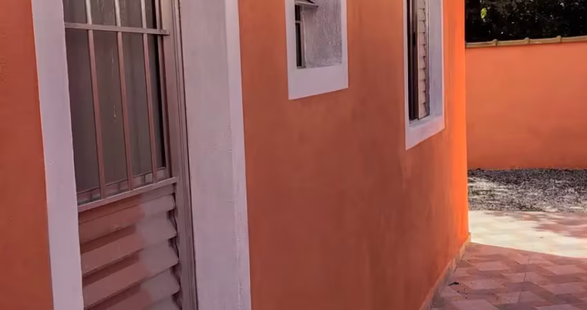 Casa ampla na rua xerentes no bairro do tupi próximo à praia