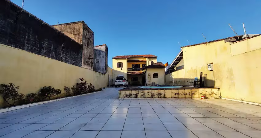 Casa com 3 quartos à venda na Praça Ângelo Guerra, 200, Vila Loty, Itanhaém
