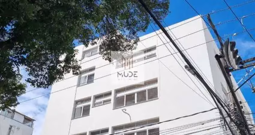 Apartamento 3 quartos, banheiro social, dependência completa, 150m², escada| à venda na graça