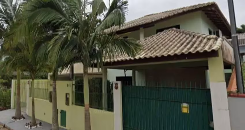 Casa para venda em camboriú, são francisco de assis, 3 dormitórios, 3 suítes, 4 banheiros, 2 vagas