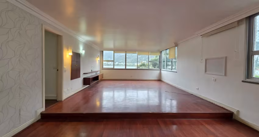 Lagoa | apartamento de frente | 4 quartos | próximo a fonte da saudade