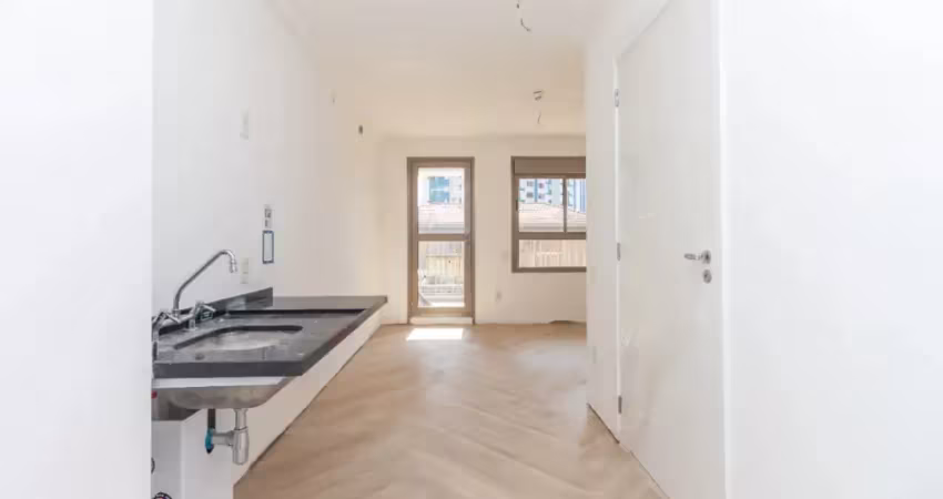 Studio não residencial ( vide explicação no final do descritivo )  à venda na vila madalena com 1 quarto, 27m²