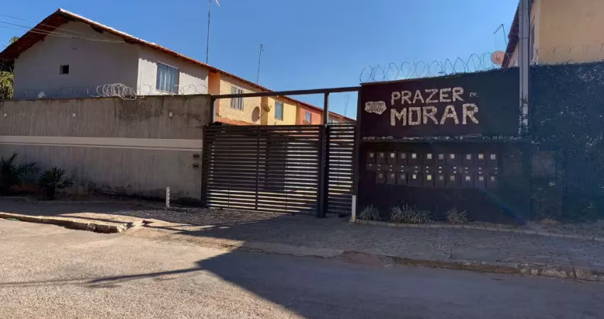 Sobrado reformado à venda em condomínio fechado – modernidade e bem-estar para sua família valparaíso ii