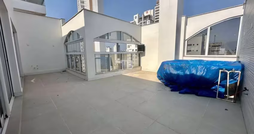Cobertura com 4 suítes e vista panorâmica: financiável e aceita troca