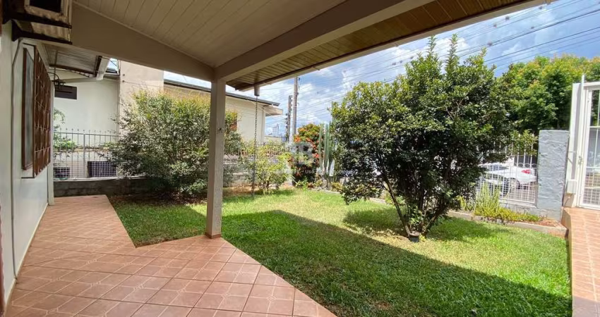 Casa espaçosa 4 quartos - Próximo ao Alfa - 5 minutos do Centro