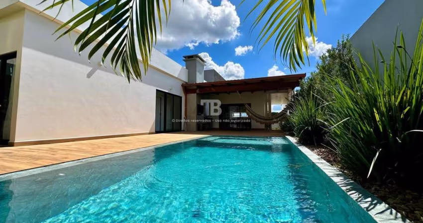 Casa térrea com piscina à venda no bairro Santos Dumont, em Chapecó