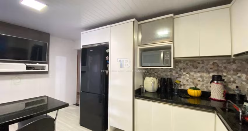 Casa com 3 quartos e 3 vagas de garagem no bairro Líder, em Chapecó