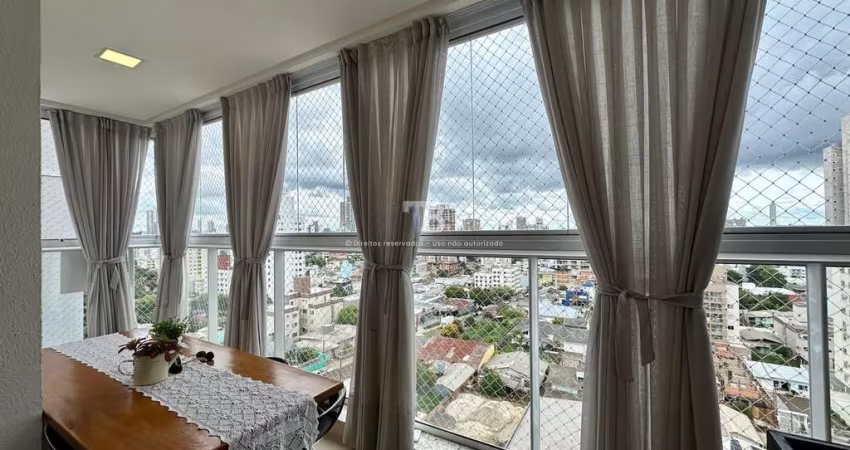 Apartamento semimobiliado com 3 quartos e suíte no Presidente Médici