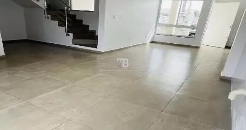 Sobrado novo com 2 suítes e 2 vagas à venda no bairro Desbravador