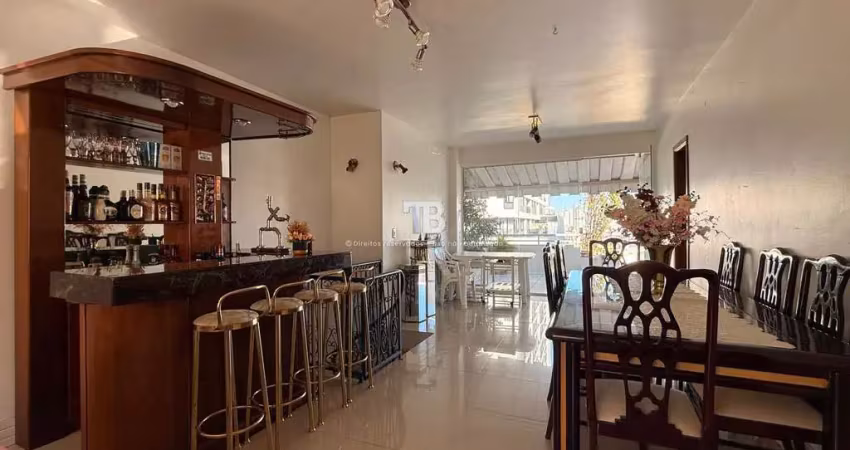 Cobertura duplex mobiliada com 3 quartos e vista panorâmica no centro chapecó