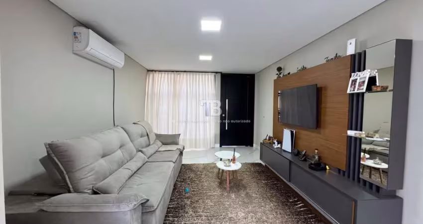 Casa à venda com 3 quartos, 2 vagas e churrasqueira no bairro paraíso, chapecó
