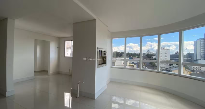 Apartamento com 3 quartos e 2 vagas à venda no Centro, com área de lazer