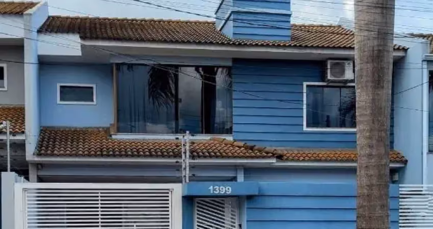 Casa com 3 quartos à venda no Região do Lago, Cascavel 