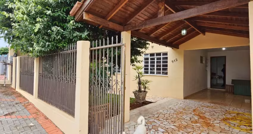 Casa com 3 quartos à venda no Guarujá, Cascavel 